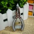 Bật lửa kiểu dáng hình chiếc kìm kiêm khui bia sành điệu