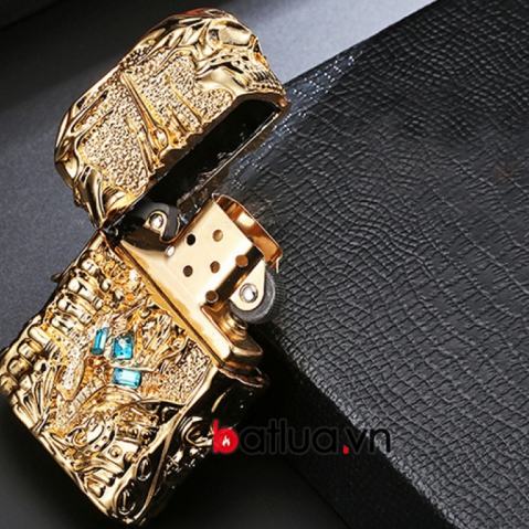 Bật lửa kiểu dáng zippo đính đá xanh thương hiệu Chief