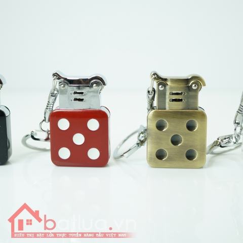Bật lửa móc khoá  xe hình quân xúc sắc AM258
