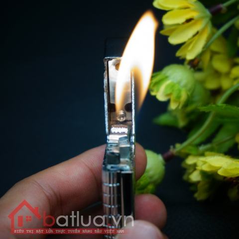 Bật lửa TQ giả Dupont hoa văn màu bạc