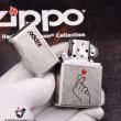 Bật Lửa Zippo Bạc Giả Cổ Khắc Biểu Tương Drop Heart