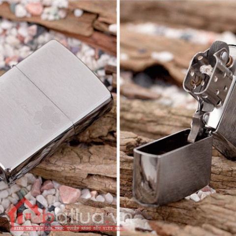 Bật lửa Zippo chính hãng 200 Lucky Love