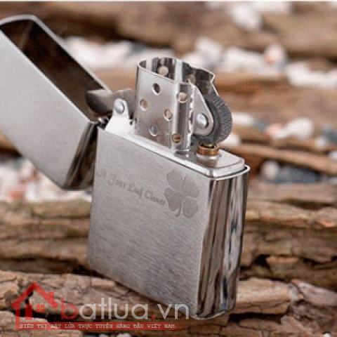 Bật lửa Zippo chính hãng 200 Lucky Love