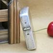 Bật lửa Zippo chính hãng bạc cổ ngôi sao năm cánh đỏ nhẹ