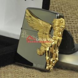 Bật lửa zippo chính hãng đen trơn họa tiết ngựa thiên thần mạ vàng bao quanh - Mã SP: BL09898