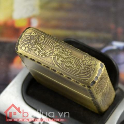 Bật lửa Zippo chính hãng đồng xước khắc cá chép bên sườn