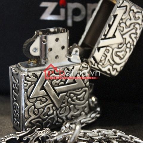 Bật lửa zippo chính hãng họa tiết cây thánh giá bạc