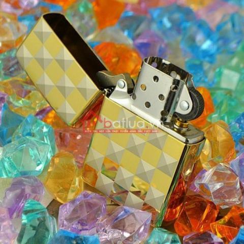 Bật lửa Zippo chính hãng ô vuông caro vàng