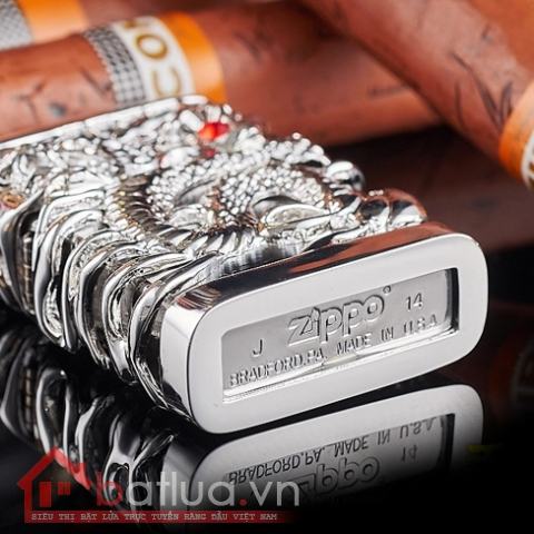 Bật lửa Zippo chính hãng rồng bạc quấn quanh