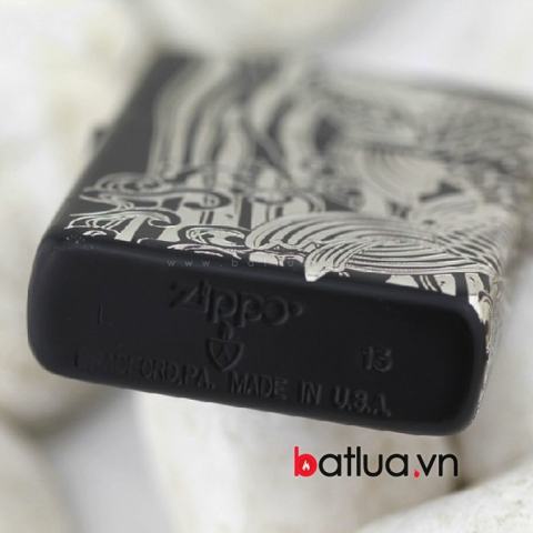 Bật lửa zippo đen in hoa văn cá chép Ver 1