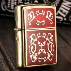 Bật lửa Zippo khắc hoa văn nền đỏ - Mã SP: ZPC0489