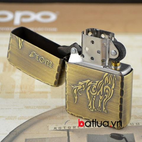 Bật lửa zippo khắc hoa văn sói