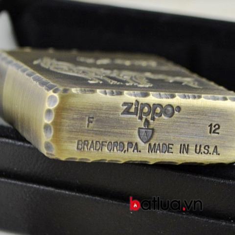 Bật lửa zippo khắc hoa văn sói