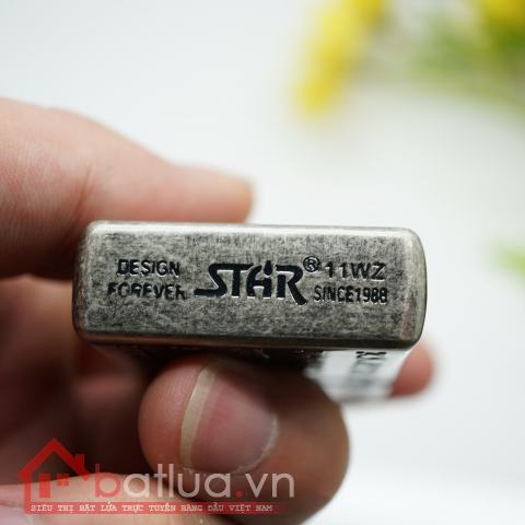 Bật lửa Zippo khắc trái tim tình yêu