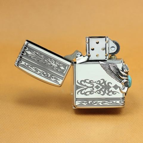 Bật lửa Zippo phiên bản Lord of the Rings Legends Ngọc Xanh