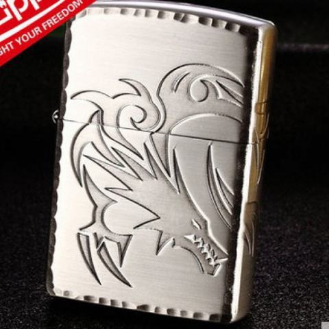 Zippo Chính Hãng Bạc Khác Hình Họa Tiết Sắc Nhọn Rồng