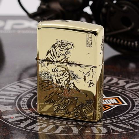 Zippo Chính Hãng Đồng Bóng Khắc Chúa Sơn Lâm