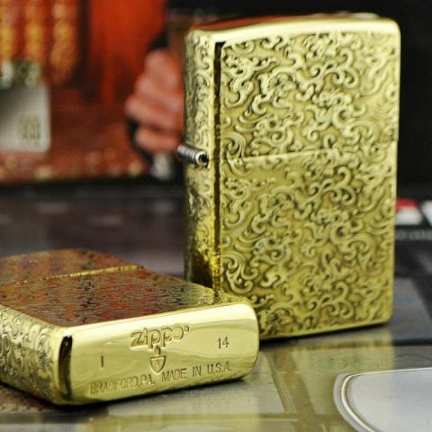 Zippo Chính Hãng Đồng Bóng Khắc Hoa Văn Phiên Bản Amor