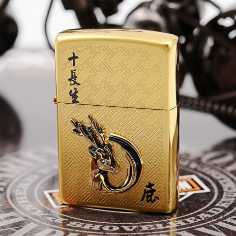 Zippo Chính Hãng Mạ Vàng Trạm Nai Vàng