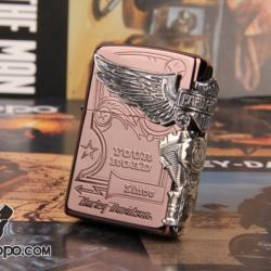 Zippo Chính Hãng Màu Tím Hình Động Cơ Của Xe Harley Davidson Bên Sườn - Mã SP: ZPC1034